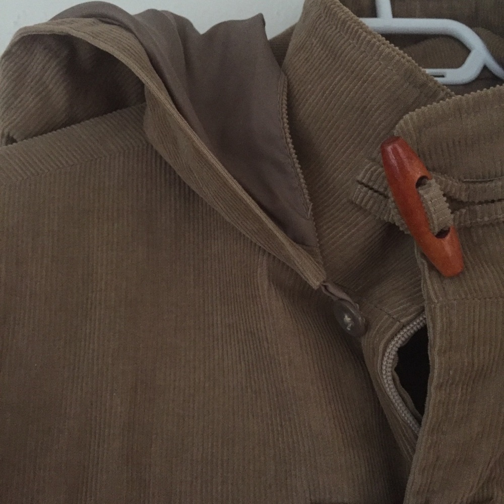 Beautiful corduroy jacket with detachable hood